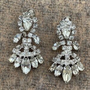 Elegant Silver Crystal Drop Earrings